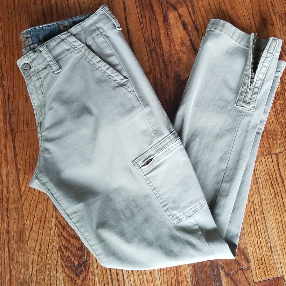 LUCKY JEANS ~ Army Green Cargo Skinny Sz. 29